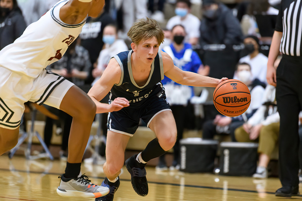 Tualatin Lake Oswego boys basketball Ken Waz 45